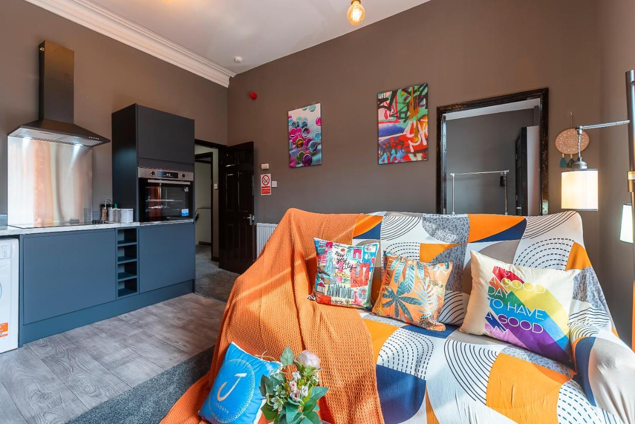Art-Filled Bohemian 1 Bedroom Apt 2 Beds Colourful Praise Inn Apartment Kingston upon Hull Buitenkant foto