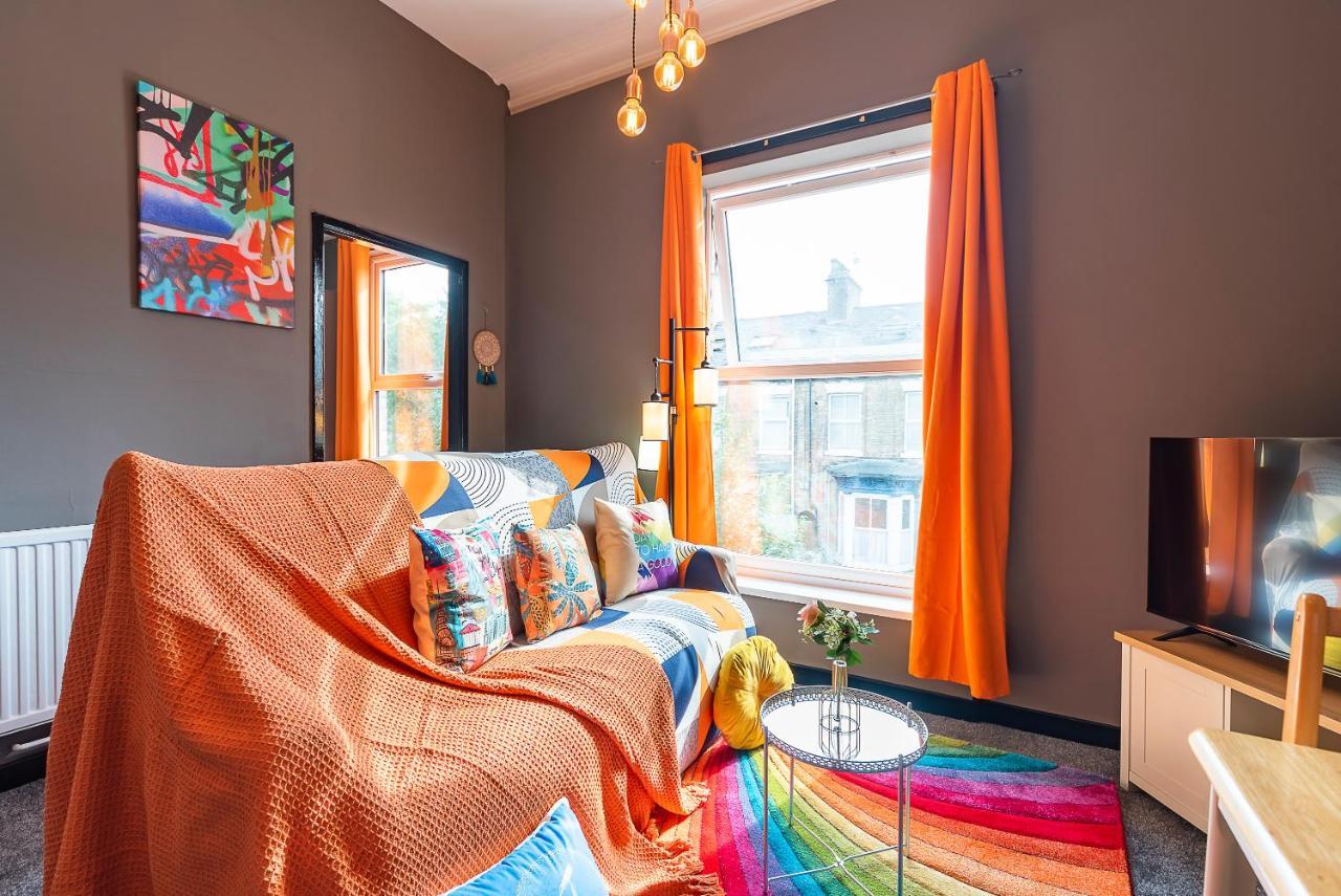 Art-Filled Bohemian 1 Bedroom Apt 2 Beds Colourful Praise Inn Apartment Kingston upon Hull Buitenkant foto